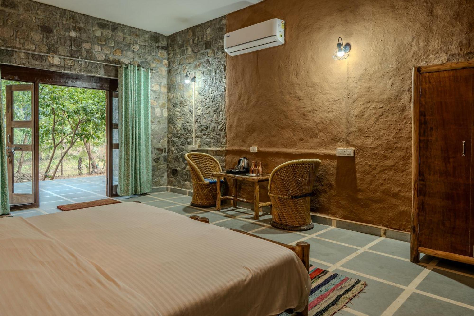 Hotel Camp Hornbill Corbett Rāmnagar Exterior foto